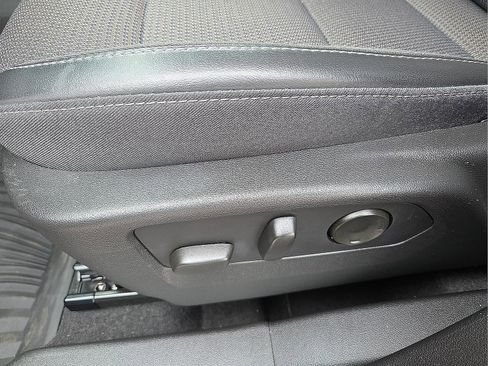 Used 2021 Buick Envision Preferred FWD image 14