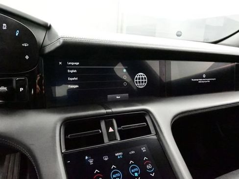 Certified 2023 Porsche Taycan 4S w/ Premium Package AWD/4WD image 10