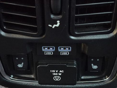 Used 2018 Jeep Grand Cherokee Limited AWD/4WD image 23