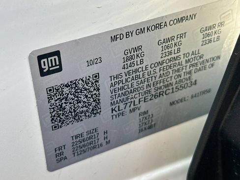 Used 2024 Chevrolet Trax LS FWD image 28