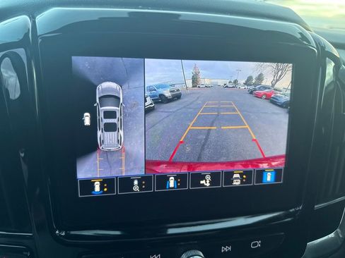 Used 2023 Chevrolet Traverse High Country image 26
