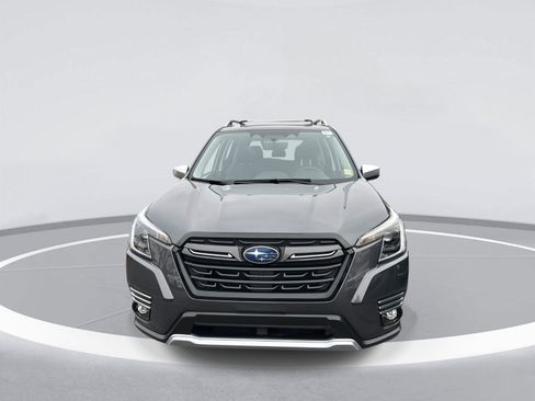 Used 2024 Subaru Forester Touring image 2