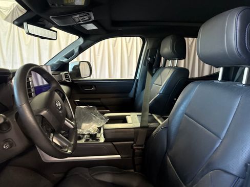 Used 2025 Toyota Tundra Platinum AWD/4WD image 22