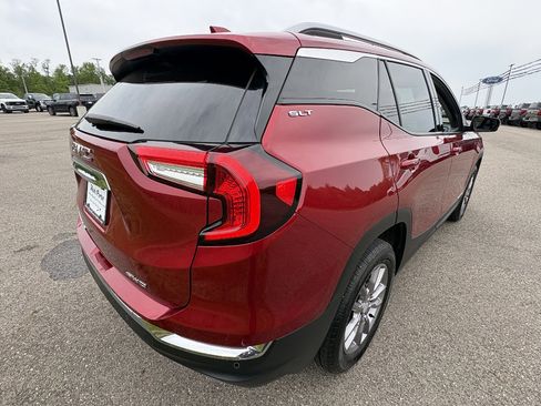 Used 2023 GMC Terrain SLT w/ LPO, Cargo Package AWD/4WD image 5