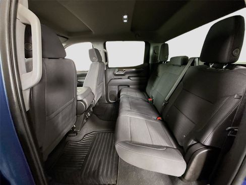 Used 2024 Chevrolet Silverado 1500 LT image 17