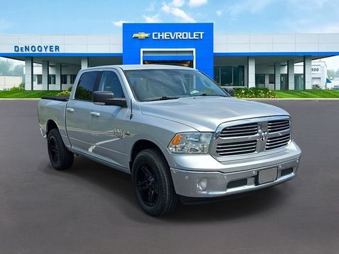 Used 2019 RAM 1500 Big Horn AWD/4WD image 3