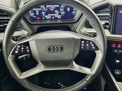 Used 2023 Audi Q4 e-tron Premium Plus AWD/4WD image 19