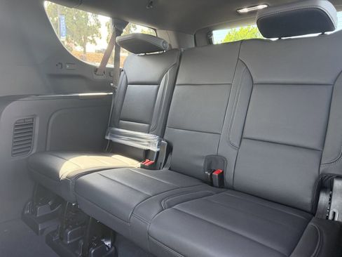 New 2026 Chevrolet Suburban LT w/ Comfort Package image 10