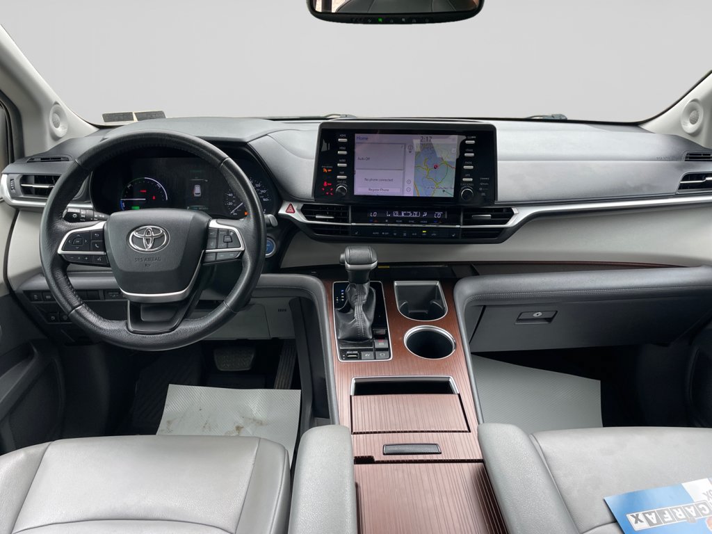 Used 2021 Toyota Sienna XLE w/ XLE Plus Package FWD image 20