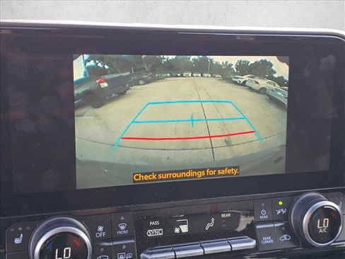Used 2023 Toyota Highlander Bronze Edition AWD/4WD image 16