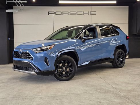 Used 2022 Toyota RAV4 XSE image 1