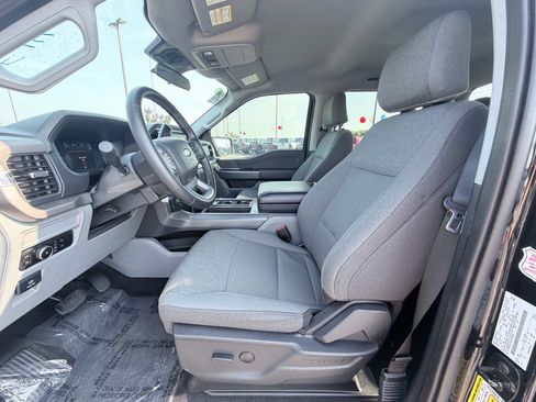 Used 2025 Ford F150 XLT w/ Equipment Group 301A Standard AWD/4WD image 19