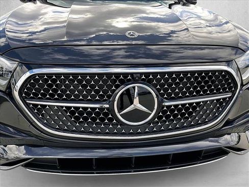 Used 2026 Mercedes-Benz E 450 4MATIC Sedan image 30