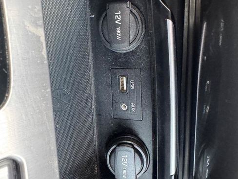 Used 2018 Genesis G80 3.8 RWD image 24