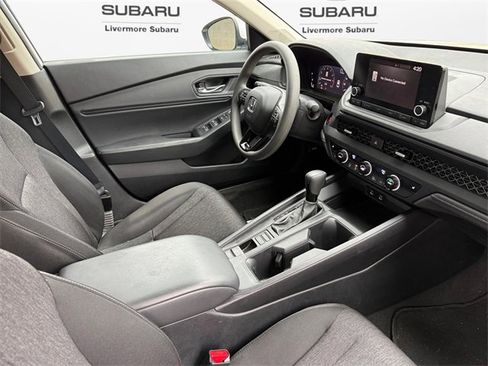 Used 2023 Honda Accord EX image 13