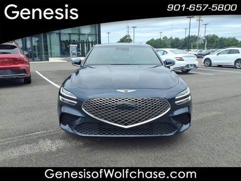 Used 2024 Genesis G70 2.5T RWD image 8