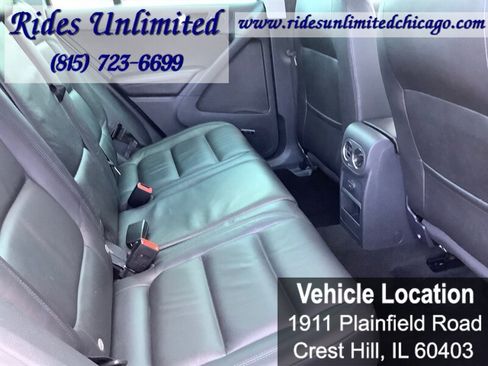Used 2017 Volkswagen Tiguan SEL FWD image 29