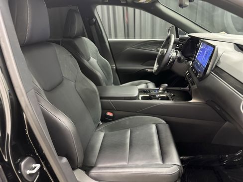 Used 2025 Lexus RX 350 AWD w/ Convenience Package image 35