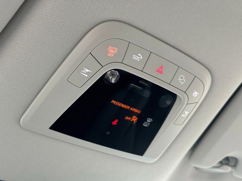 Used 2025 Volvo EX90 Ultra image 34