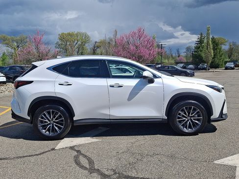 Used 2025 Lexus NX 350 AWD w/ Accessory Package (2T) image 7