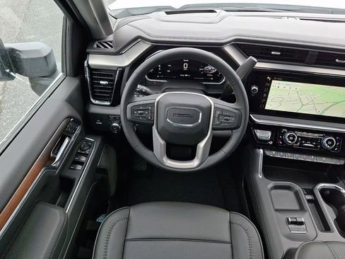 New 2026 GMC Sierra 2500 Denali w/ Denali Reserve Package AWD/4WD image 8