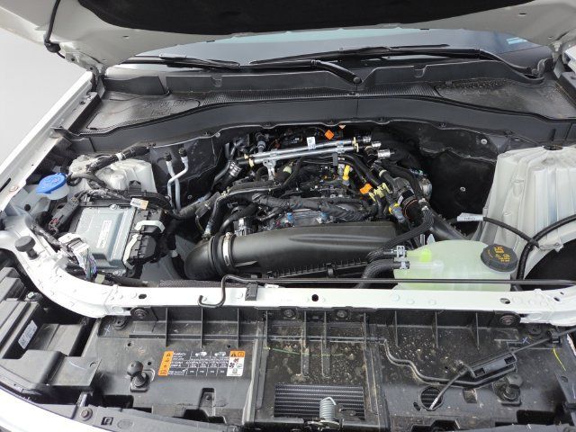 New 2026 Ford Explorer Active w/ Active Comfort Package AWD/4WD image 32