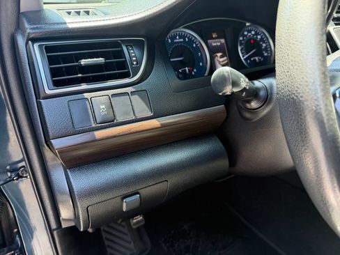 Used 2017 Toyota Camry LE FWD image 27