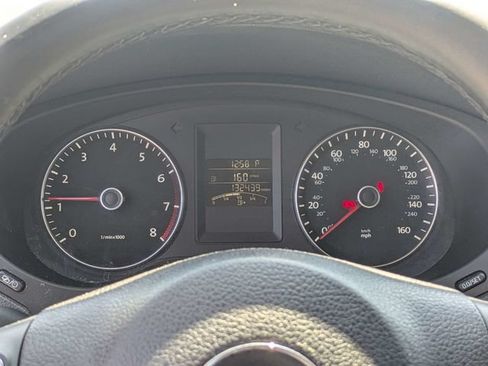 Used 2014 Volkswagen Jetta SE FWD image 27