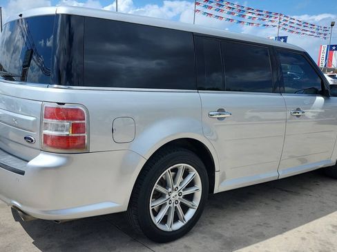 Used 2014 Ford Flex Limited FWD image 17