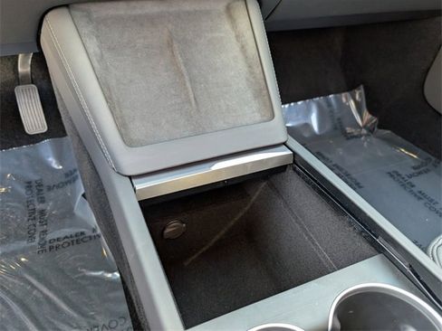 Used 2024 Tesla Model 3 Standard Range image 23