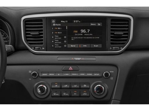 Certified 2022 Kia Sportage EX w/ EX Technology Package image 7