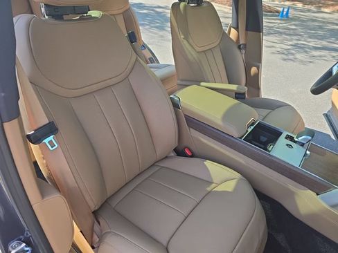 New 2026 Land Rover Range Rover Long Wheelbase SE AWD/4WD image 10