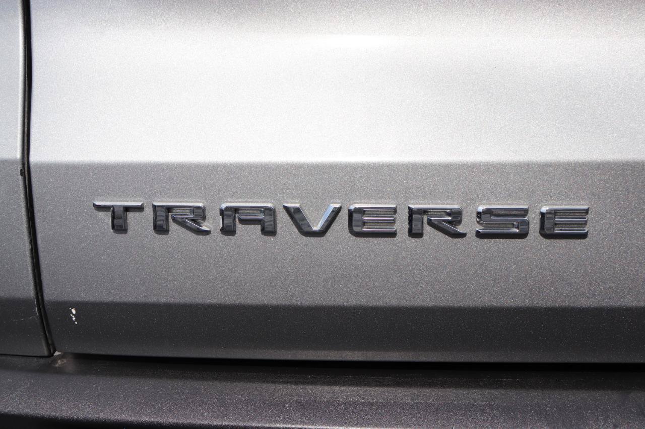 Used 2025 Chevrolet Traverse LT FWD image 65