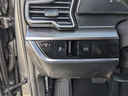 Certified 2023 Kia Sportage EX image 28
