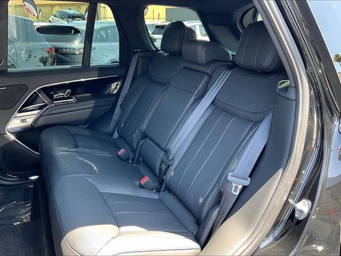 New 2026 Land Rover Range Rover SE AWD/4WD image 17