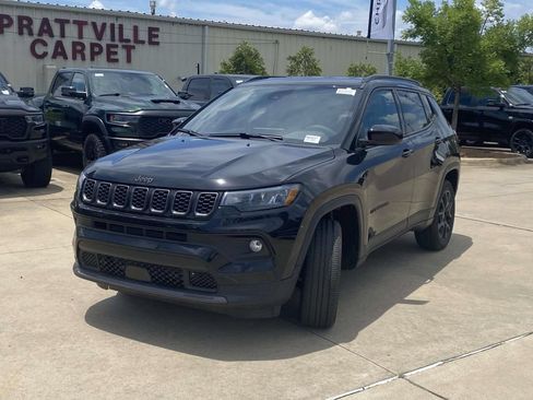 New 2026 Jeep Compass Latitude AWD/4WD image 3