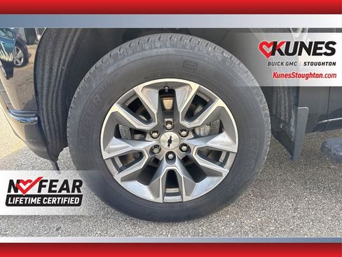Used 2022 Chevrolet Silverado 1500 RST image 16