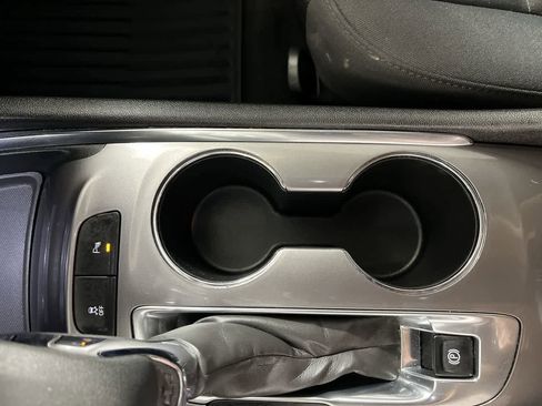 Used 2024 Chevrolet Malibu LT FWD image 21