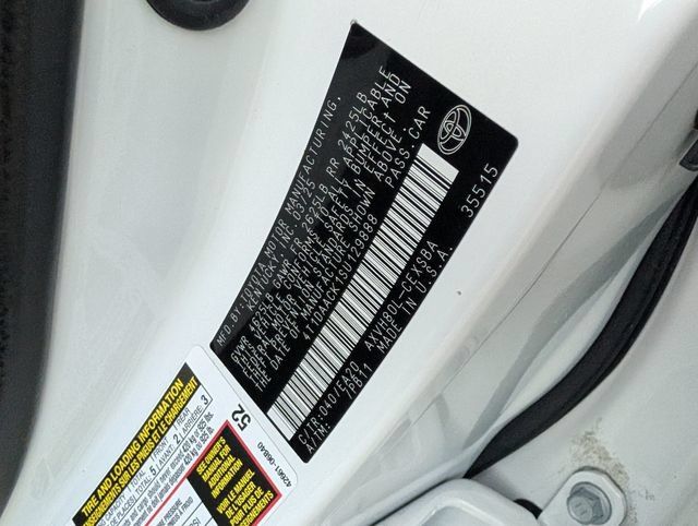 Used 2025 Toyota Camry SE FWD image 36