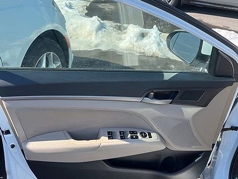 Used 2018 Hyundai Elantra Value Edition image 5