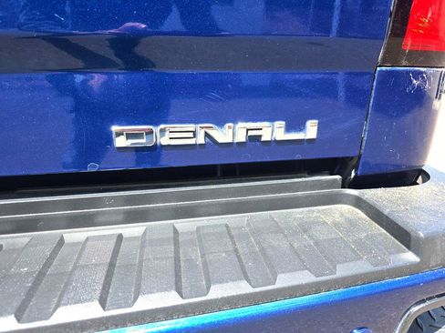 Used 2015 GMC Sierra 2500 Denali w/ Driver Alert Package AWD/4WD image 33
