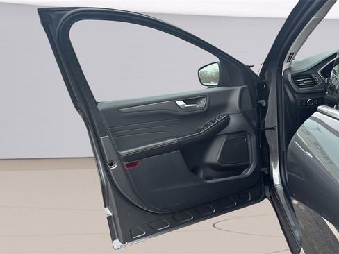 New 2026 Ford Escape SE image 18