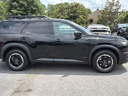 Used 2024 Nissan Pathfinder Rock Creek AWD/4WD image 4