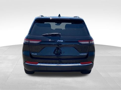 Used 2023 Jeep Grand Cherokee Limited AWD/4WD image 4