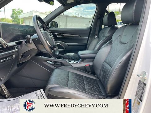 Used 2025 Kia Telluride SX X-Line AWD/4WD image 9