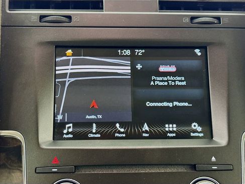 Used 2017 Lincoln Navigator Select RWD image 18