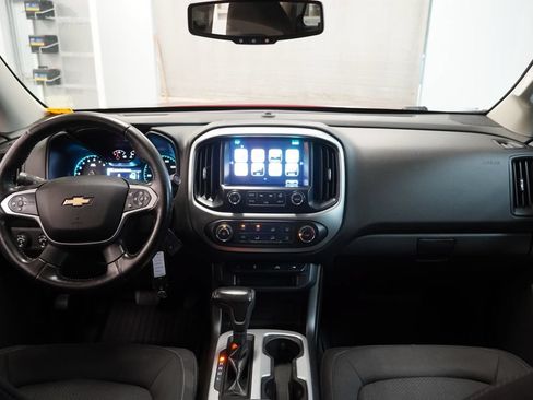 Used 2018 Chevrolet Colorado LT w/ LT Convenience Package AWD/4WD image 18