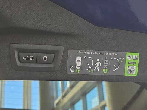 New 2026 BMW X7 M60i image 23