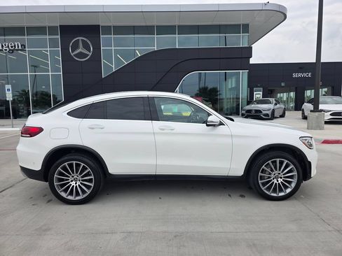 Used 2022 Mercedes-Benz GLC 300 4MATIC Coupe image 8