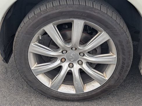 Used 2014 INFINITI QX80 4WD w/ Deluxe Touring Package image 13